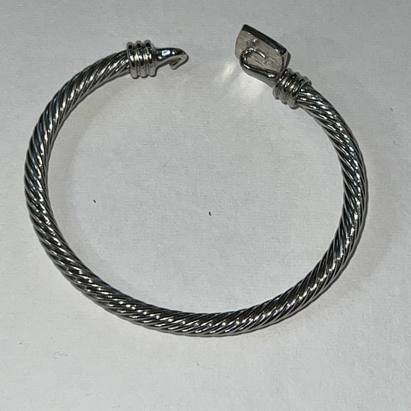 Cable wire twisted bangle bracelets with crystal - Picture 6 of 9